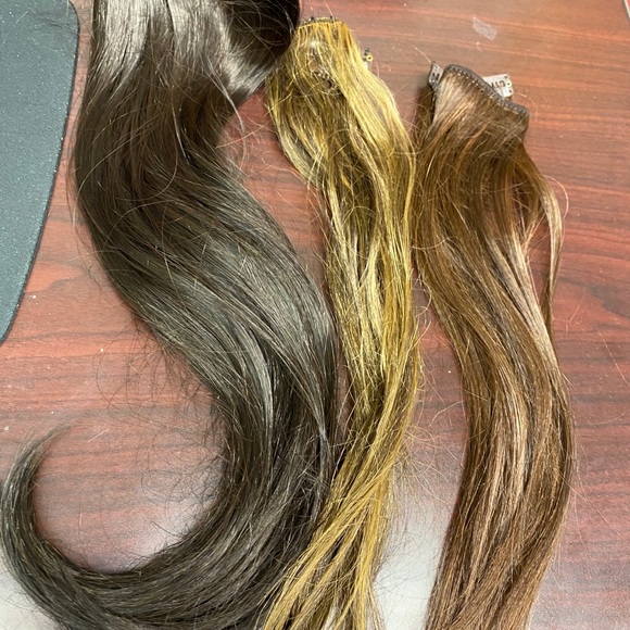 Hair extensions - Picture 4 of 6